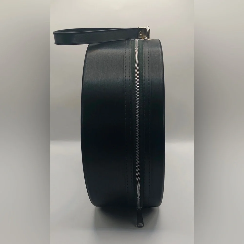 Sleek Vintage Round Zippered Cosmetic Travel Case - Picture 5 of 16